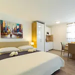 Apartments & Room Libar